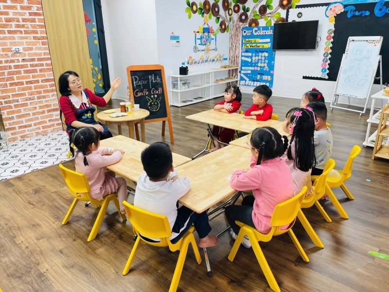 Chương trình giáo dục mầm non: Nên chọn hay tự xây dựng?